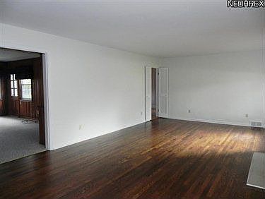 4th image of 19260 Westover Ave