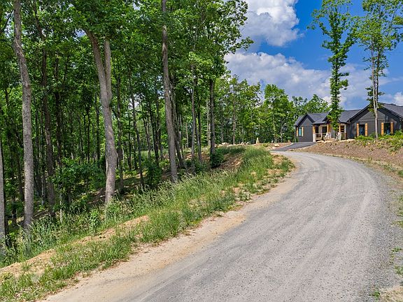 4th image of 411 Calloway Mountain Rd