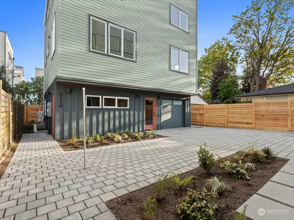 2225 NW 63rd Street #B, Seattle, WA 98107