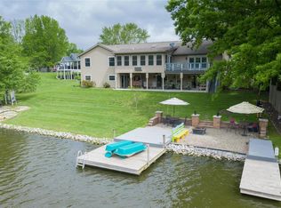 58 Boxwood Ct, Edwardsville, IL 62025