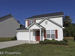 748 Raindrops Rd, Gastonia, NC 28054