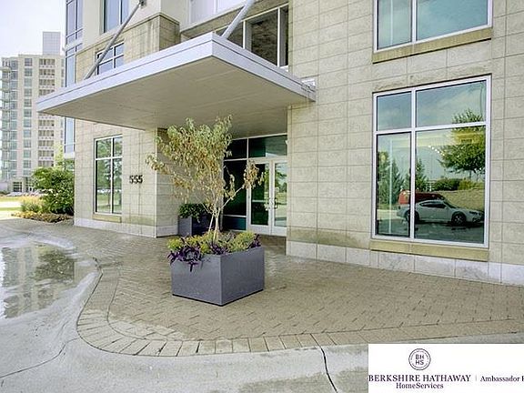 2nd image of 555 Riverfront Plz APT 604