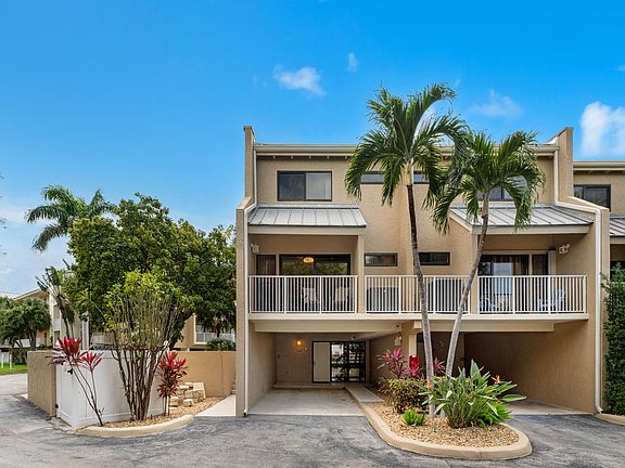 3rd image of 1133 W Ocean Dr #10