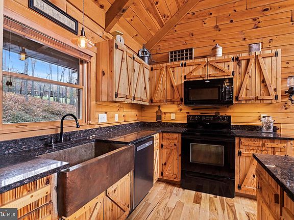 5th image of 1192 Turkey Ridge Rd