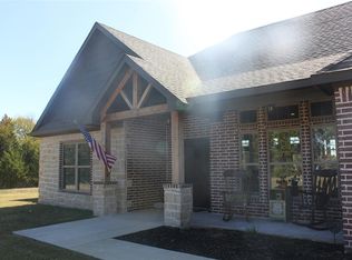 5530 Dripping Springs Rd, Denison, TX 75021