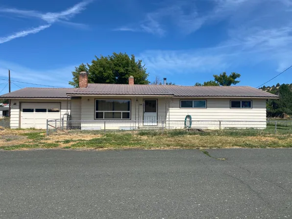 150 W 6th St, Prairie City, OR 97869