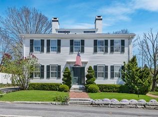 45 School St, Manchester, MA 01944