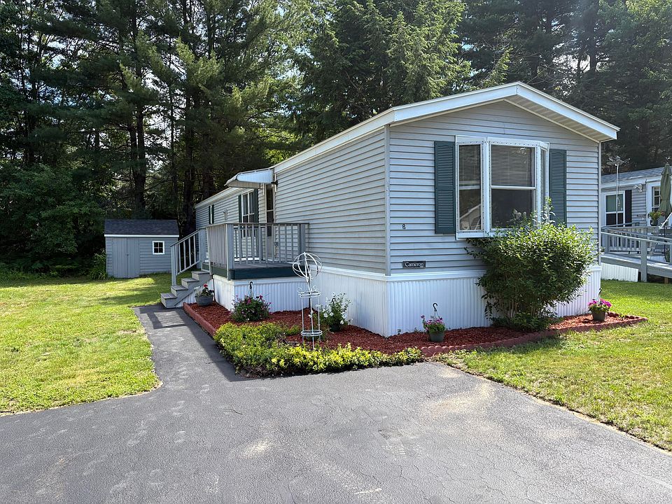 1st image of 8 Mayflower Drive