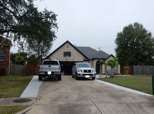 2333 Lord Nelson Dr, Seabrook, TX 77586