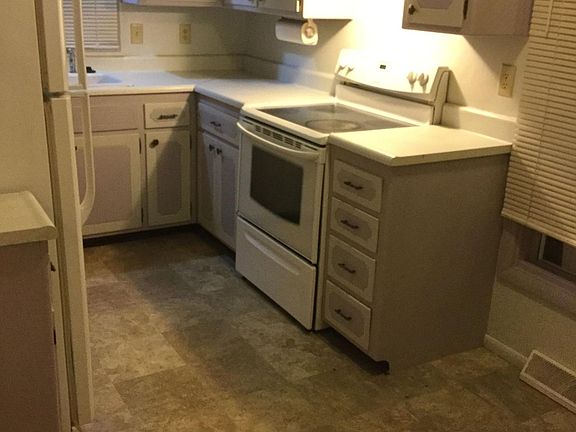 5th image of 3729 W Karstens Dr