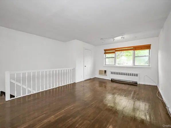 67-44 152nd Street #283B, Flushing, NY 11367