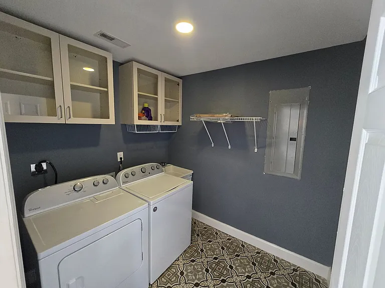 503 Lowdermilk St — Photo 5