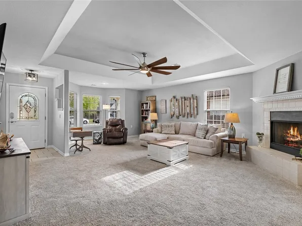 1010 W Green Acres Pl, Rogers, AR 72758