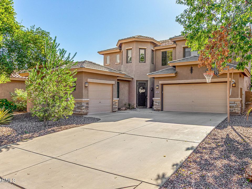 1st image of 131 W ROADRUNNER Drive