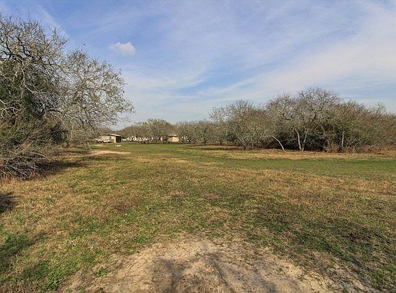 5th image of 2643 Bentwood Ln