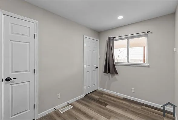 138 Monteith Cir — Photo 6