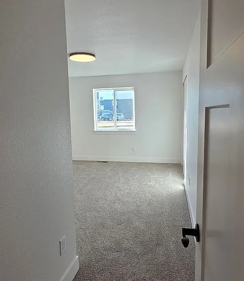 1026 Center Dr — Photo 11