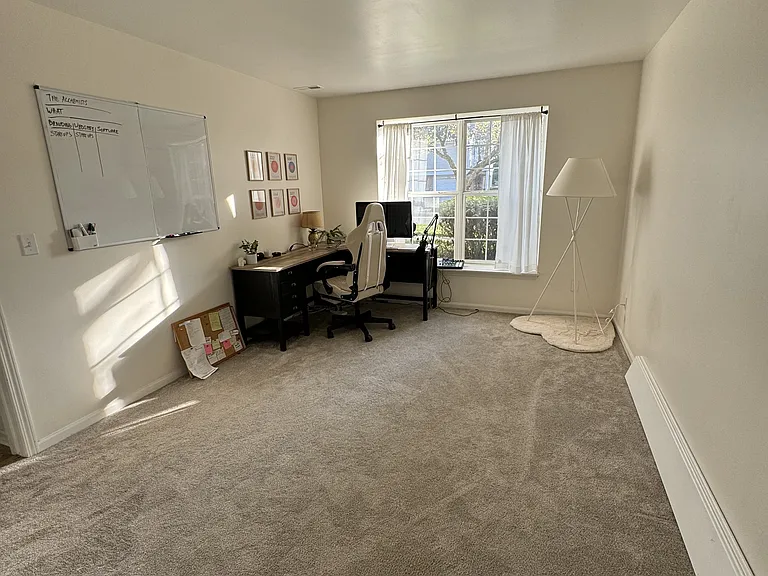 56555 Scotland Blvd — Photo 13