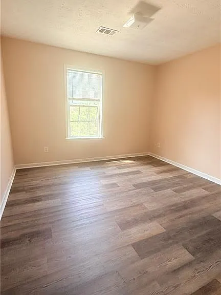 1475 Brookdale Dr — Photo 19