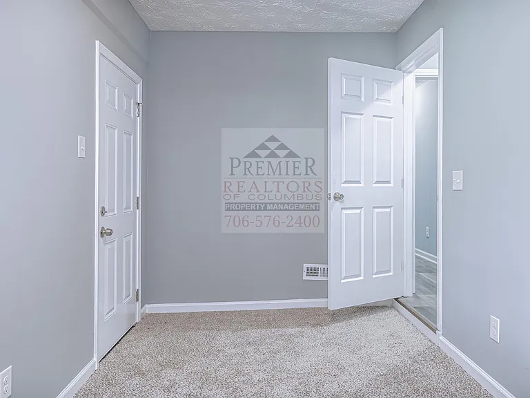 5724 Sanford Ave — Photo 41