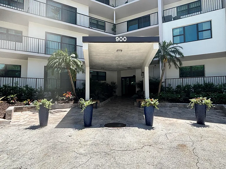 900 River Reach Dr #521 — Photo 4