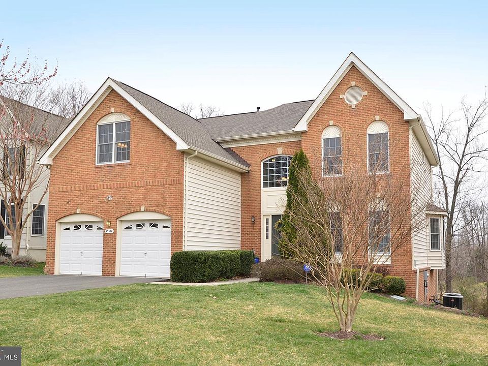 1st image of 43322 La Belle Pl