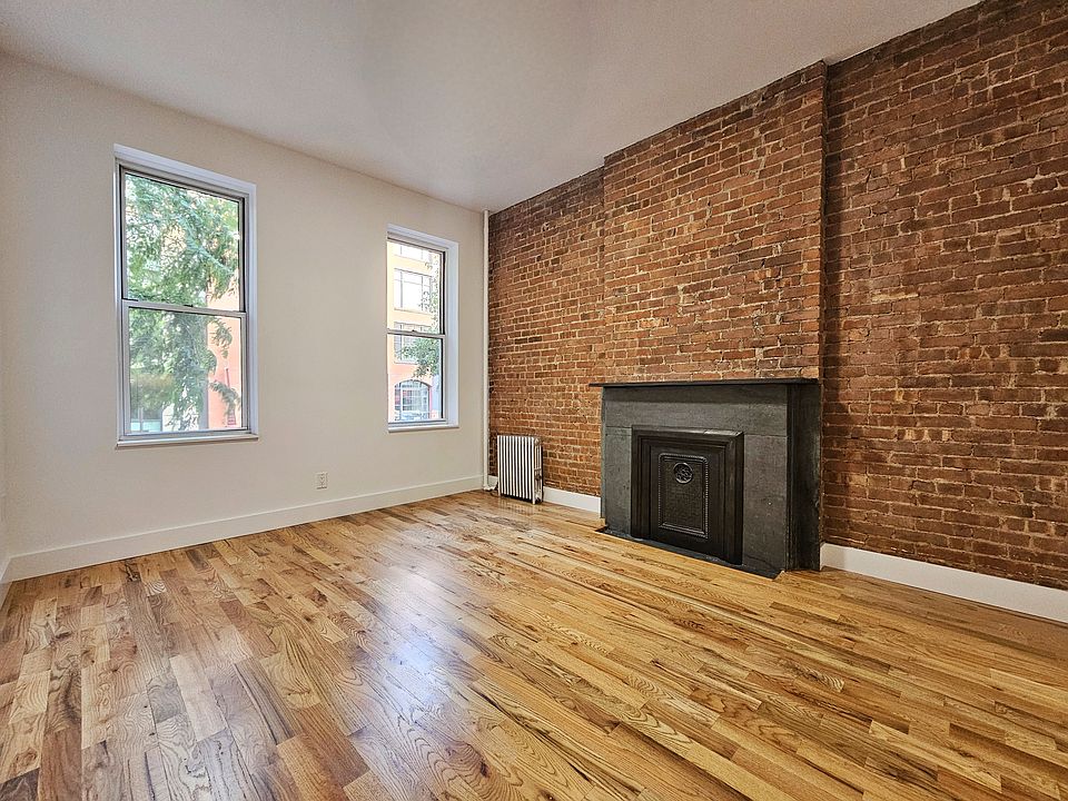 1st image of 104 Bedford Ave APT 2L