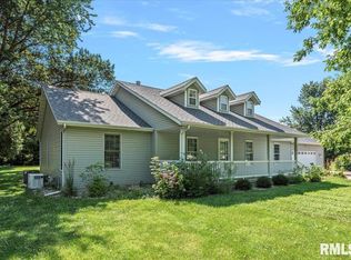 5242 Cockrell Ln, Springfield, IL 62711