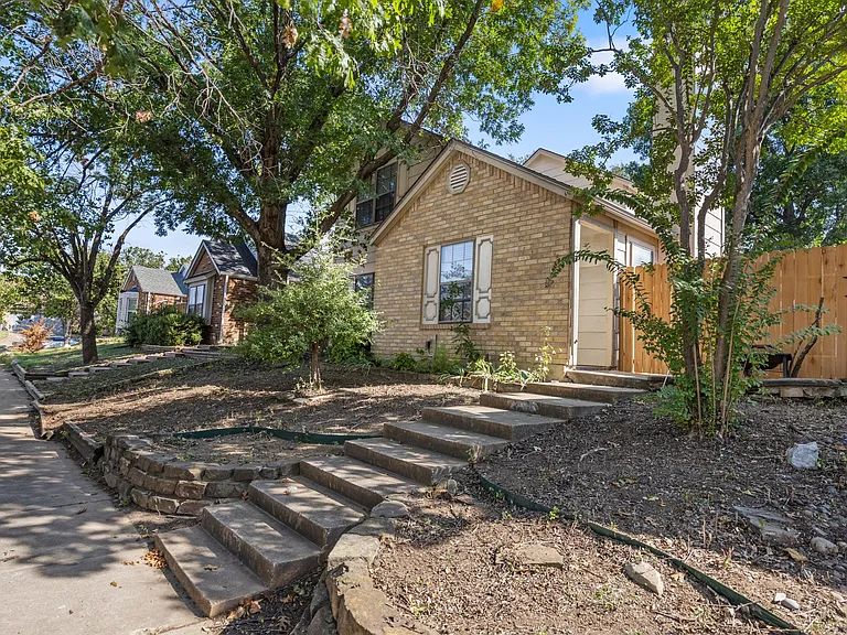 2706 Bridge Lake Dr — Photo 23