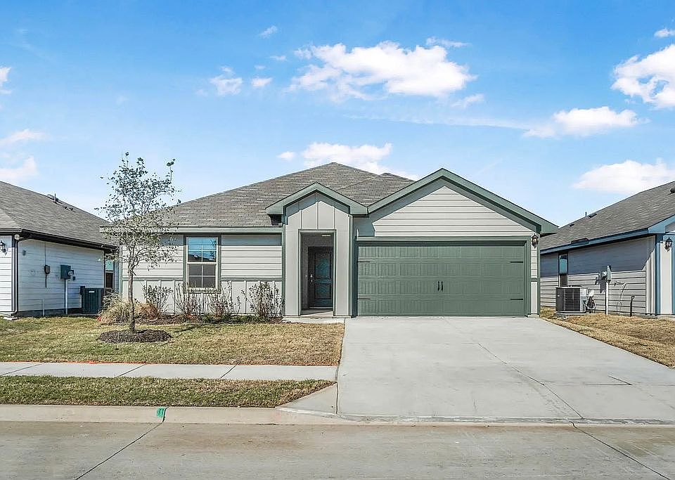 1st image of 123 Wind Cove Ln