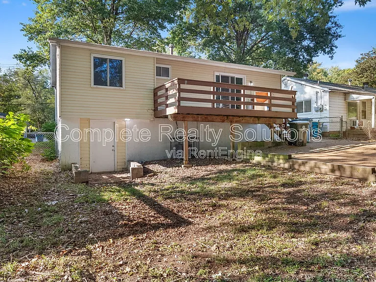 221 Barto Dr — Photo 11