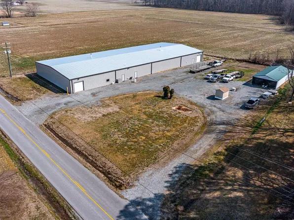 1468 Lake Rd, Lottsburg, VA 22511