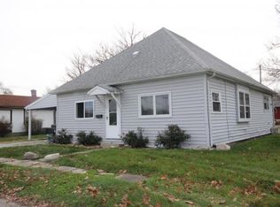 14 Railroad Ave, Charleston, IL 61920