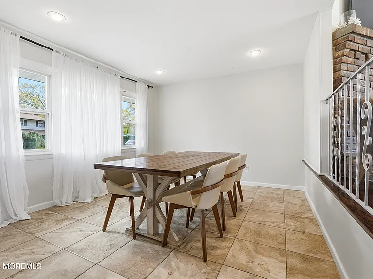 4 Cheryl Dr — Photo 7