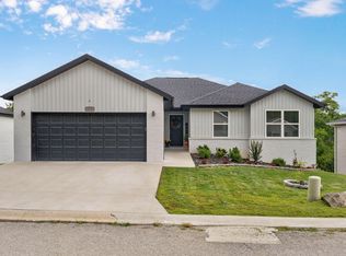 175 Sunrise Villa Drive, Branson, MO 65616
