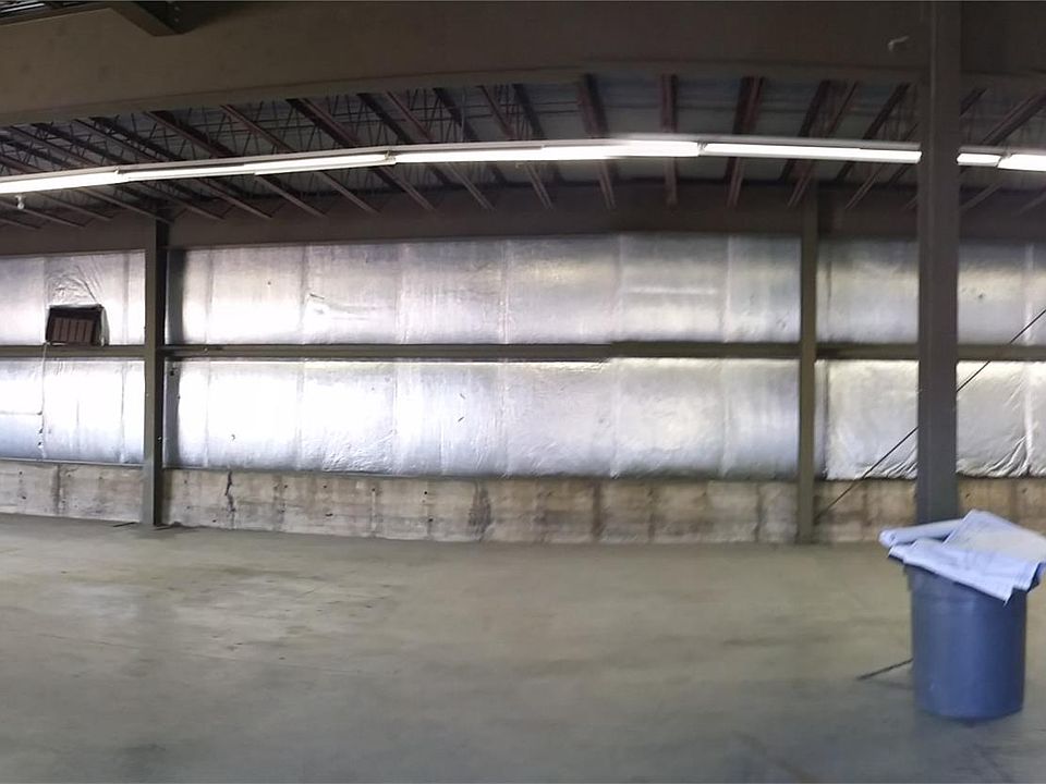 2nd image of 604 S Neil St APT 201