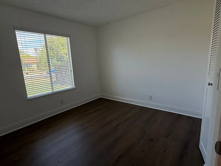 5874 Moraga Ave — Photo 21