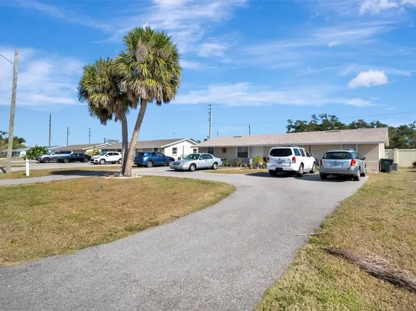 2131 Forked Creek Dr, Englewood, FL 34223
