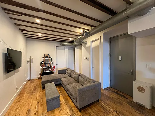 Rented by TorsX Inc | media 2