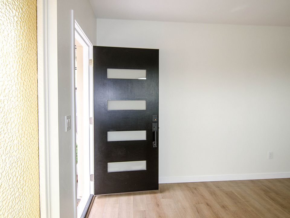 1st image of 2027 Windmill View Rd #1