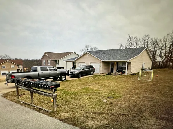 22570B Hollow Oak Ln, Saint Robert, MO 65584