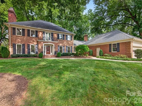 2349 Thetford Ct, Charlotte, NC 28211