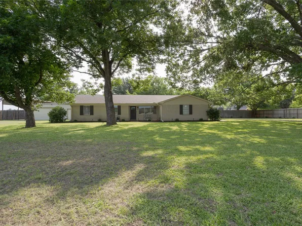 3999 Speegleville Rd, Woodway, TX 76712