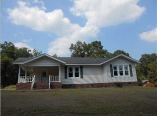106 Mills St, Carthage, MS 39051