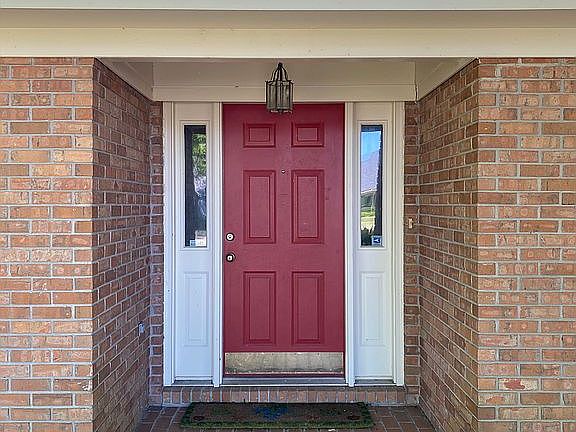 2nd image of 1813 Jacqueline Dr