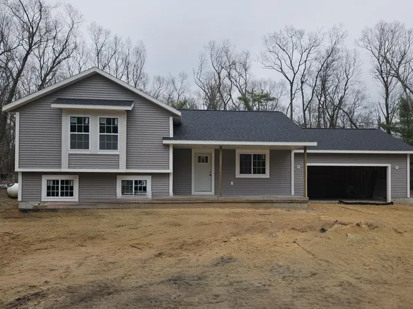354 Jennifer Ln, Muskegon, MI 49442