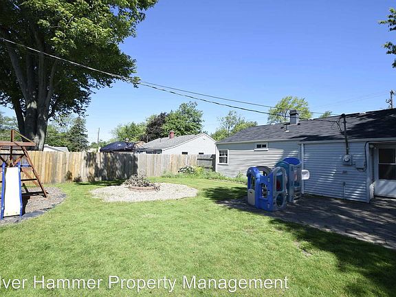 2nd image of 1035 W 41st Ave