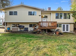 17232 NE 36th St, Redmond, WA