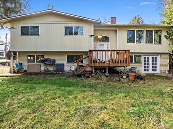 17232 NE 36th Street, Redmond, WA 98052