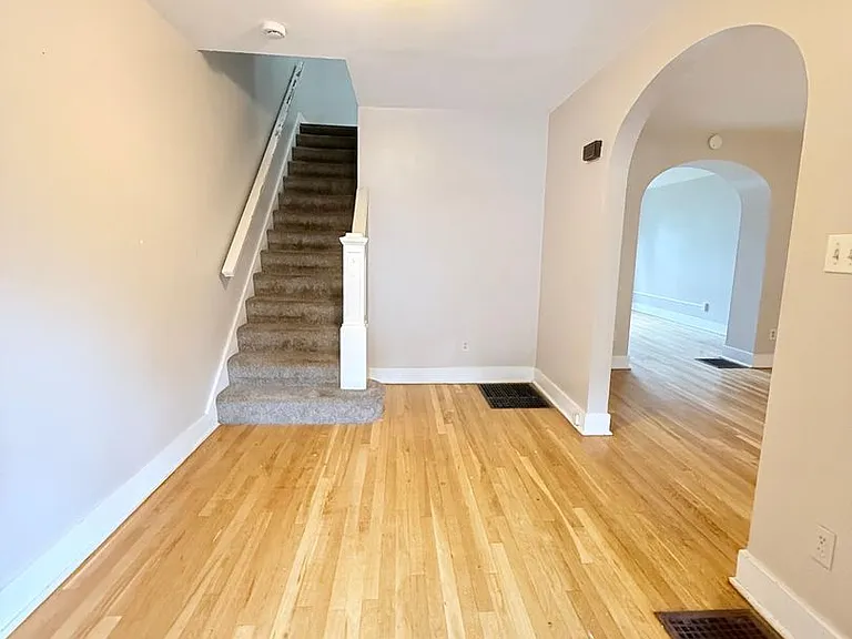 200-223 Gilliland Pl — Photo 4